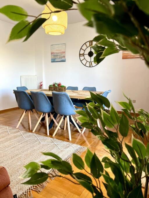 Seaview Penthouse On The Square Leilighet Éjo Eksteriør bilde